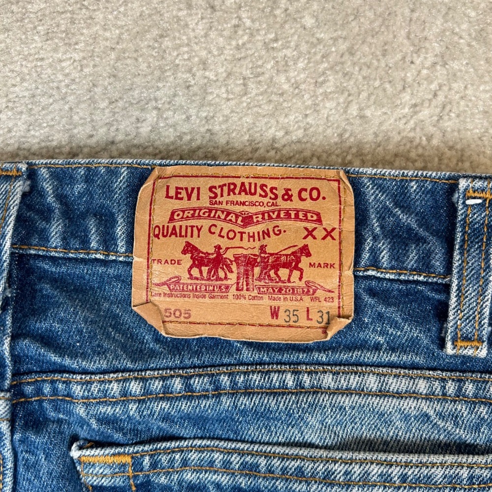 Vintage Levis 505 Jeans Mens 32x31 Blue Medium Wash Regular Fit Straight Leg USA - Picture 3 of 16